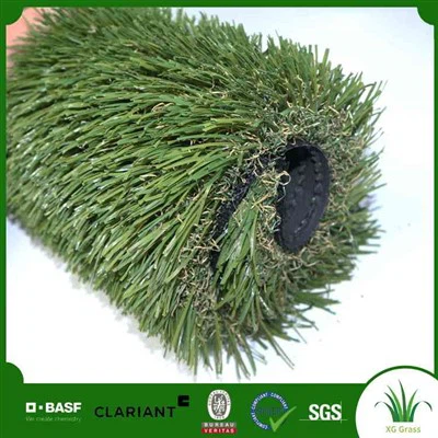 العشب الصناعي للمناظر الطبيعية
